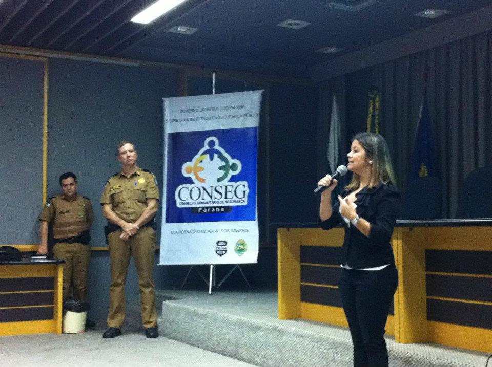 Coordenadora Estadual dos CONSEGs Sr. Michelle Lourenço Cabral.