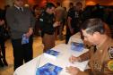 Coronéis da PM Roberson e César lançam 4ª edição do livro "Polícia Comunitária"