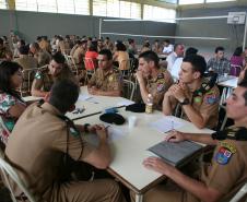 Cadetes da Academia Policial Militar do Guatupe em treinamento com a Rede de Desenvolvimento Local.