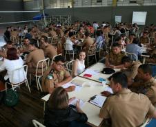 Cadetes da Academia Policial Militar do Guatupe em treinamento com a Rede de Desenvolvimento Local.