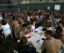 Cadetes da Academia Policial Militar do Guatupe em treinamento com a Rede de Desenvolvimento Local.