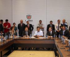 Cid Vasques participa de solenidade para assinatura de contrato para construção e ampliação de 14 unidades prisionais