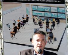 A secretária da Família e Desenvolvimento Social, Fernanda Richa, o secretário da Segurança Pública, Cid Vasquez, e o subchefe da Casa Civil, Guto Silva, estiveram em Pato Branco, Sudoeste do Estado, para intensificar as ações do programa Paraná Seguro no município e região. Os prefeitos de Pato Branco, Augustinho Zucchi, e de Coronel Vivida, Frank Schiavini, receberam quatro caminhonetes Volkswagen Amarok,  veículos preparados para o policiamento em áreas rurais e de difícil acesso.