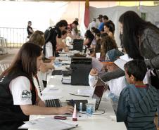 Cascavel recebe a Feira de Serviços UPS Mutirão da Cidadania, coordenada pelas Secretarias da Justiça, Cidadania e Direitos Humanos (SEJU) e de Relações com a Comunidade, em parceria com a Prefeitura de Cascavel, demais instituições estaduais e da sociedade civil.Cascavel, 31/08/2013.Foto: Levy Ferreira/SERC