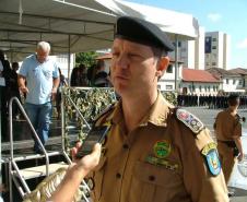Bondaruk acompanha assinatura do termo de posse dos primeiros convocados do concurso para soldado PM