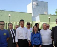 Governador Beto Richa, acompanhado pelo, Secretário de Comunicação Social, Marcelo Catani, Secretário de Segurança, Leon Grupenmacher, Deputado Artagão Junior, Prefeito Edison Kersten e demais autoridades, inaugura a nova sede do IML.Paranaguá, 29/04/2014Foto: Ricardo Almeida / ANPr