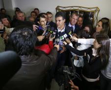 O governador Beto Richa  apresentou os novos policiais e bombeiros militares que atuarão em Maringá e região.Maringá, 29-05-14.Foto: Arnaldo Alves / ANPr.