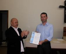 Presidente Neuri Prymel recebe Carta Constitutiva do representante da SESP, Rohanito Goes.