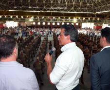 O Governador Beto Richa, participou da solenidade de formatura novos policiais militares e bombeiros, em Ponta Grossa,  campos gerais.