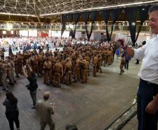 O Governador Beto Richa, participou da solenidade de formatura novos policiais militares e bombeiros, em Ponta Grossa,  campos gerais.