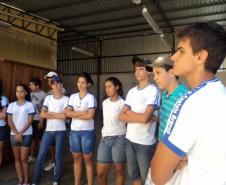 Coordenadora Estadual dos CONSEGs levou a proposta do CONSEG JOVEM para o Conselho Comunitário de Primeiro de Maio e para os alunos do Ensino Médio