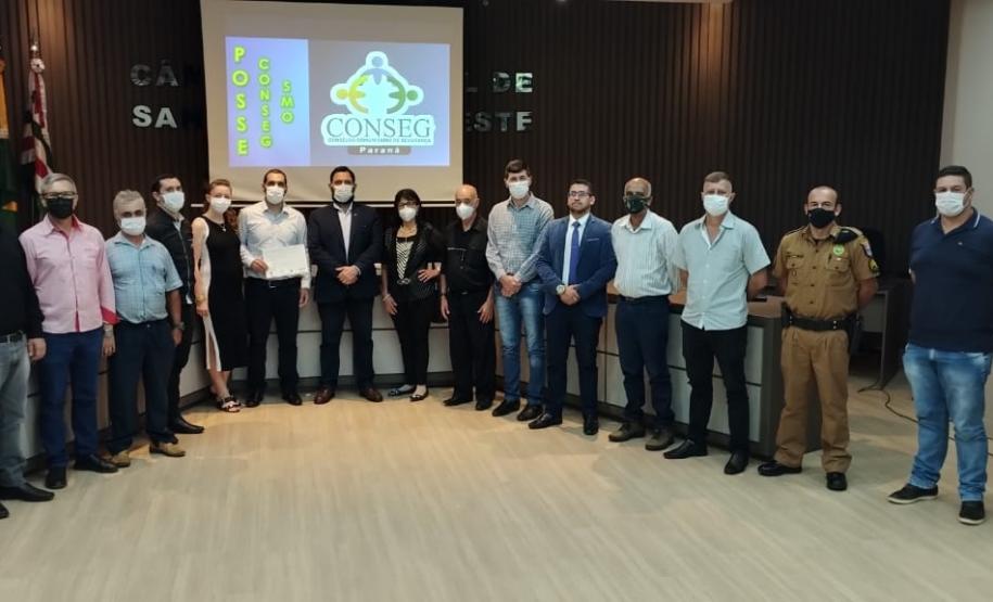 FOTOS DAS ENTREGAS DAS CARTAS CONSTITUTIVAS