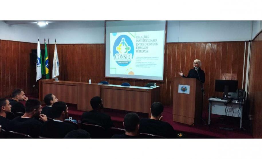 PALESTRA VALÉRIA PROCHMANN