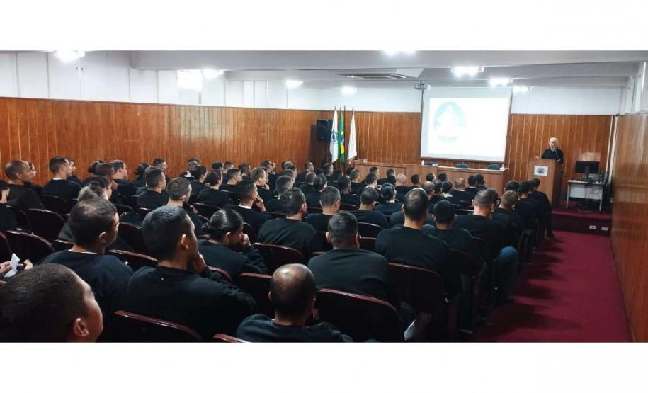 PALESTRA VALÉRIA PROCHMANN