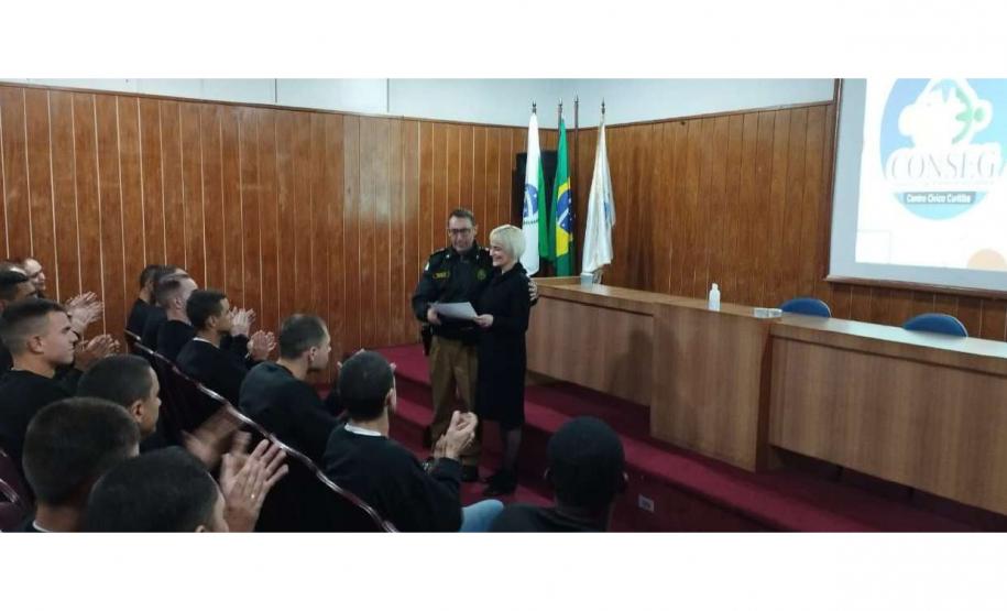 PALESTRA VALÉRIA PROCHMANN