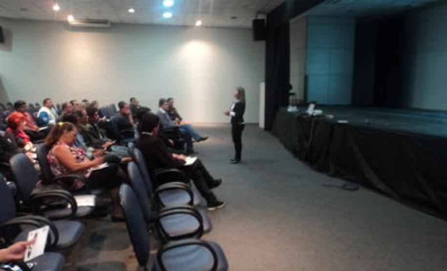 REUNIÃO PARA REATIVAÇÃO DO CONSEG COLOMBO.