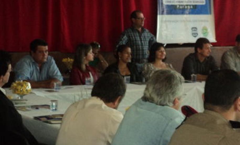 PARTICIPAÇÃO DA COORDENAÇAO ESTADUAL DOS CONSEGs NA REUNIAO DA AMUVI, NO MUNICÍPIO DE NOVO ITACOLOMI.