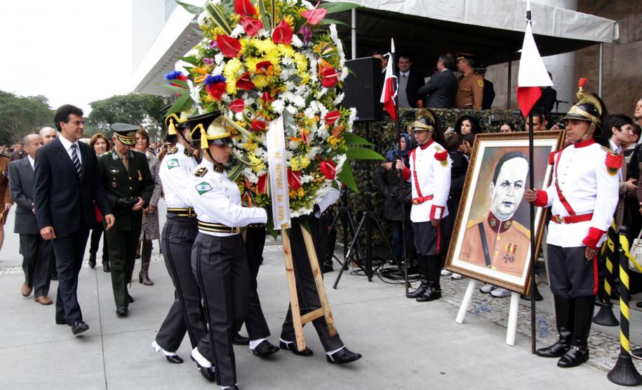 Estado incorpora 3.120 novos policiais às forças de segurança Estado incorpora 3.120 novos policiais às forças de segurança