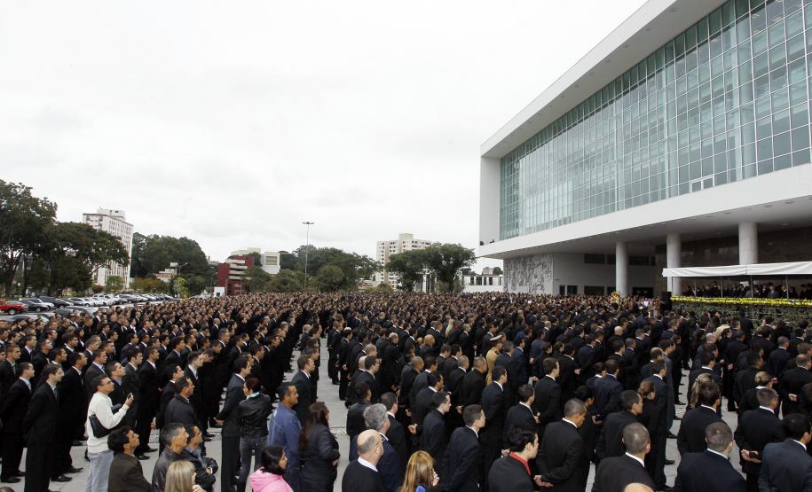 Estado incorpora 3.120 novos policiais às forças de segurança Estado incorpora 3.120 novos policiais às forças de segurança