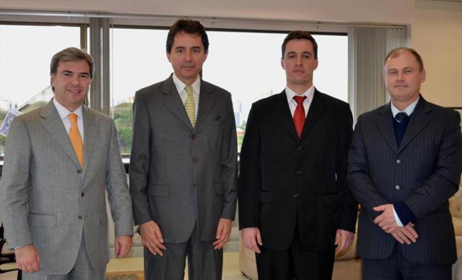 Secretário de Segurança Pública visita sede da Justiça Federal Secretário de Segurança Pública visita sede da Justiça Federal