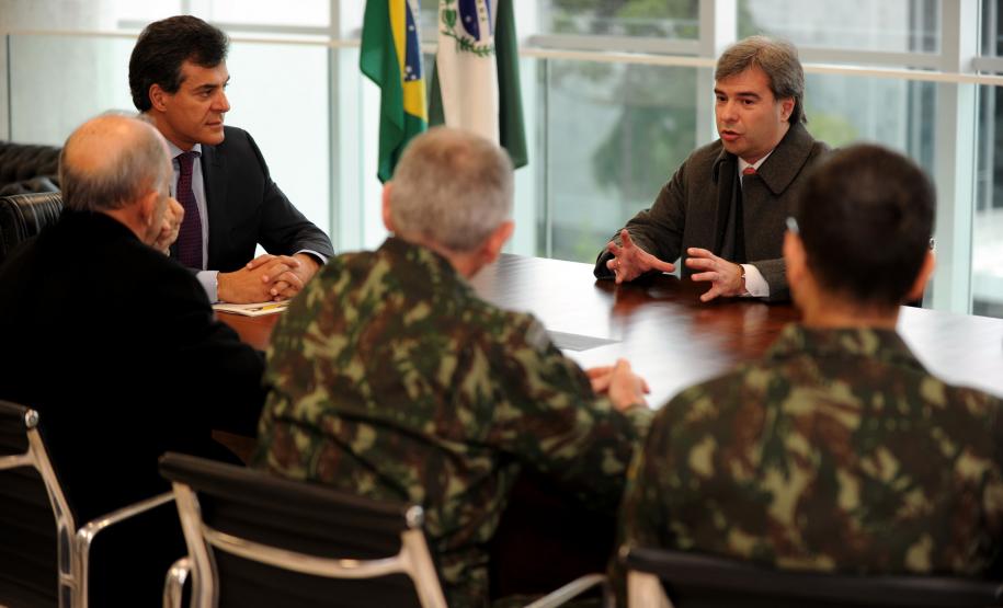 Mosaico da Segurança Institucional colabora para a segurança do Estado Mosaico da Segurança Institucional colabora para a segurança do Estado