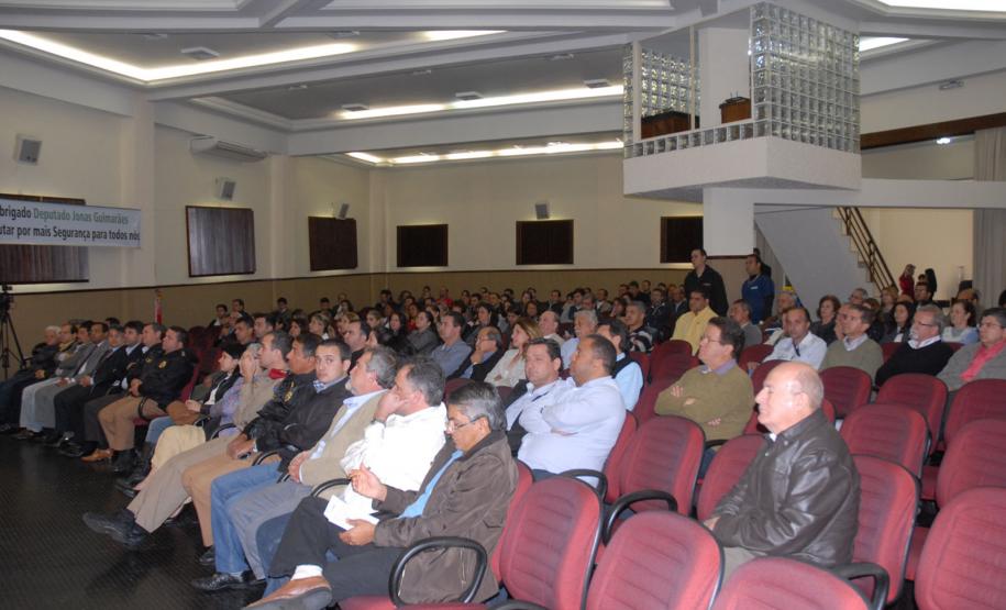 Secretário realiza audiência pública e anuncia reforço para polícias militar e civil