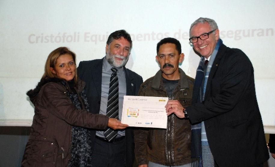 CONSEG DE PRIMEIRO DE MAIO RECEBE NOVAMENTE O SELO ODM - 2012/2013