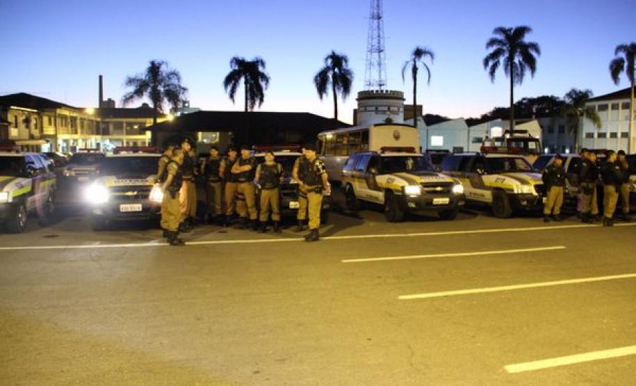 PM lança operação policial para reforçar áreas de UPS; 21 pessoas são detidas e nove armas apreendidas