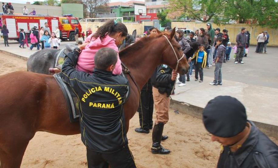 Dia das crianças é comemorado com festa em todas as UPSs da capital