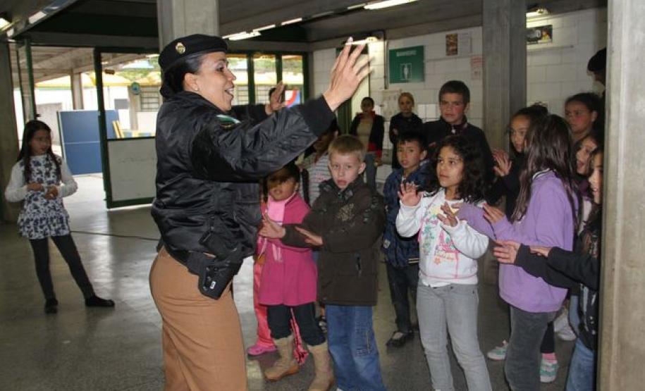 Dia das crianças é comemorado com festa em todas as UPSs da capital