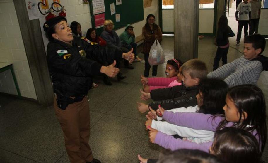 Dia das crianças é comemorado com festa em todas as UPSs da capital