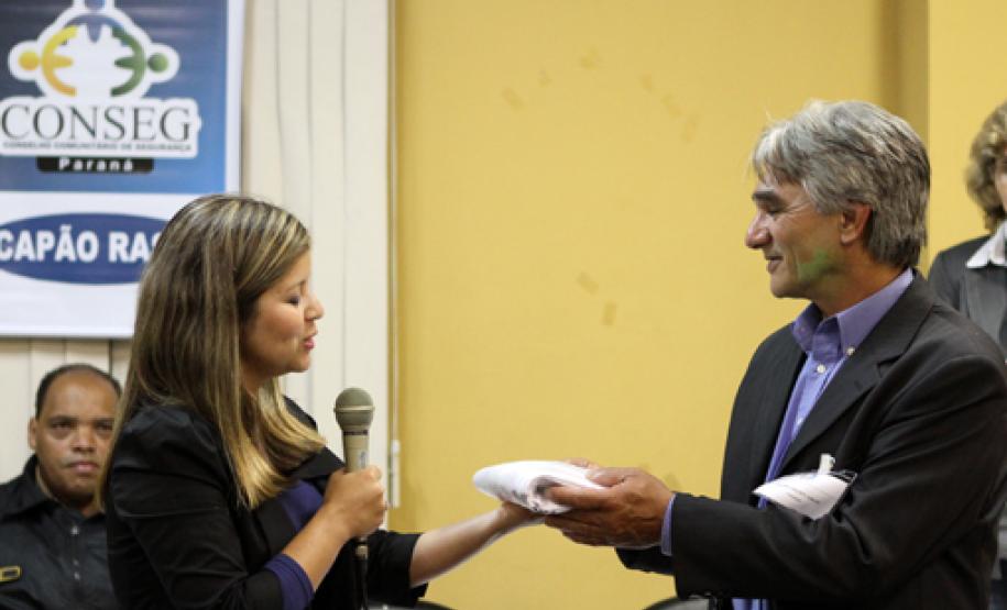 Membros do CONSEG Capão Raso ganham posse.