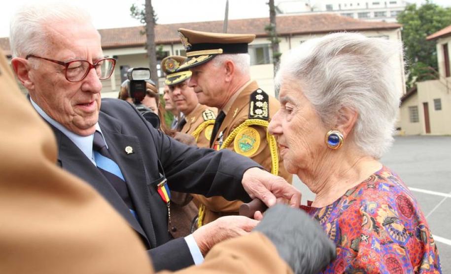Medalhas “Patrono Coronel João Gualberto” são entregues pela PM em Curitiba