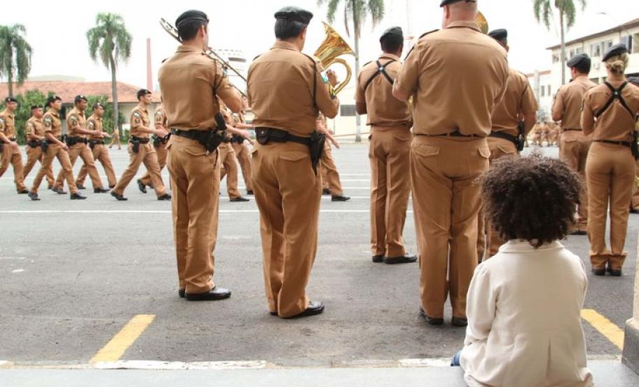 Medalhas “Patrono Coronel João Gualberto” são entregues pela PM em Curitiba
