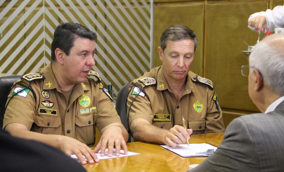 Reunião discute estratégias de combate a assaltos contra sacoleiros nas regiões Norte e Noroeste do Estado