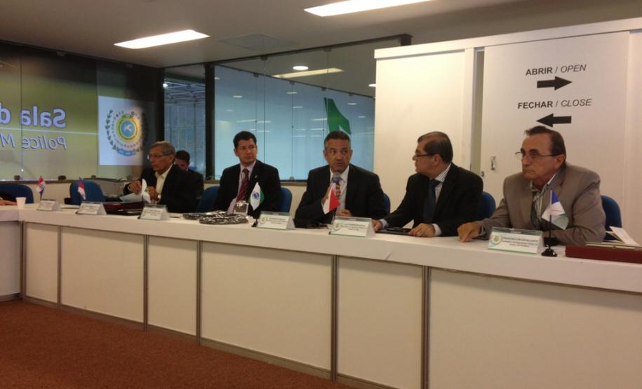 Vasques defende aprovação de projeto de lei nacional para punir crimes de terrorismo