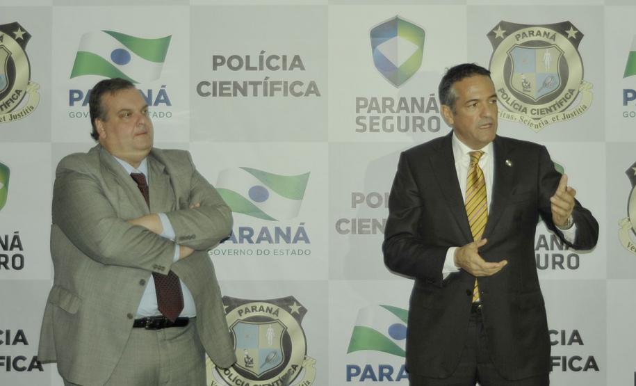 Diretor do IML/PR e o Secretário da Segurança Pública Cid Vasques