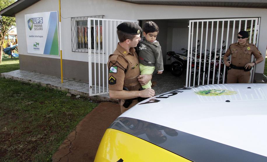 Polícia comunitária tranquiliza a vida de moradores nas áreas com UPS