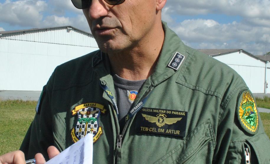 Graer simula resgate com uso de rapel