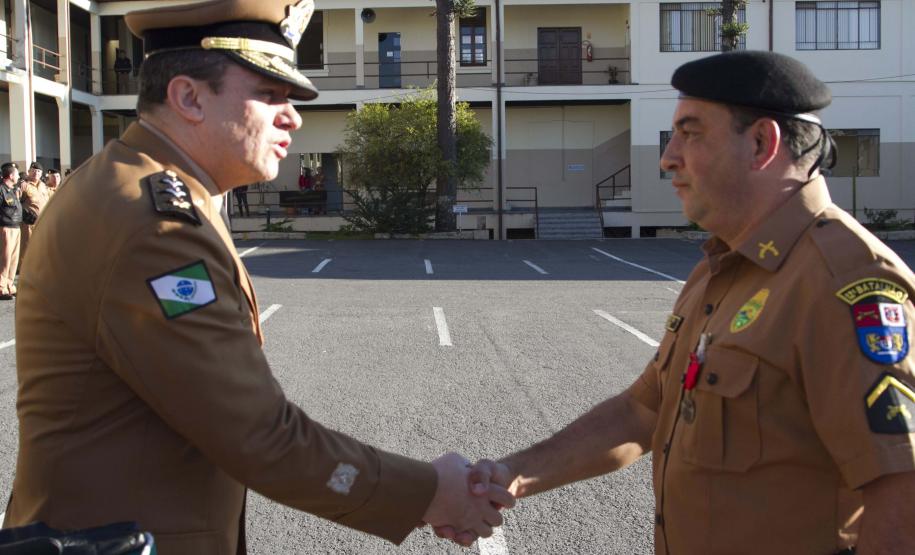 Polícia Militar promove sargentos e entrega medalha de sangue