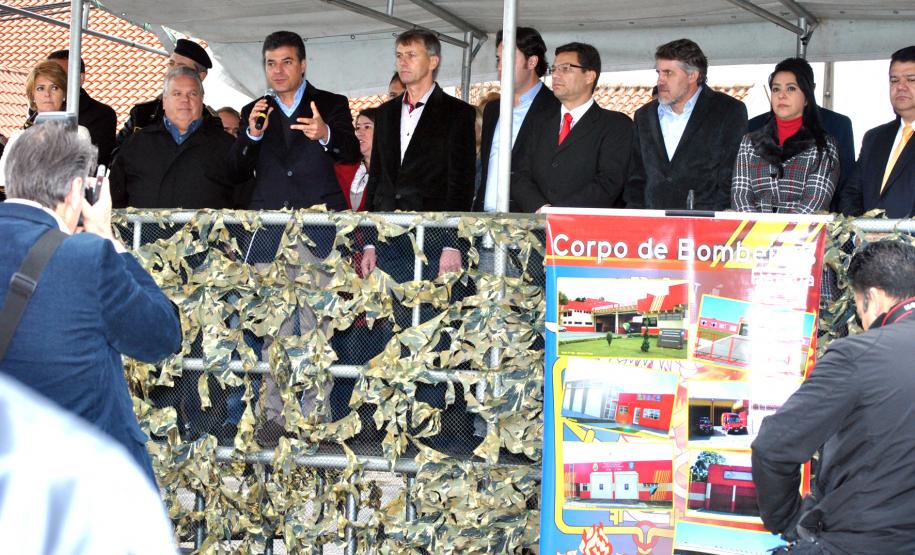 Governo do Estado entrega novo quartel e viaturas para o Corpo de Bombeiros em Pinhais