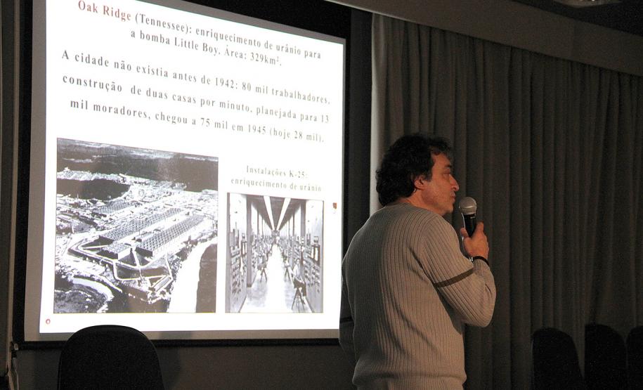 Policiais militares participam de palestra sobre “O Terrorismo Internacional e a Ameaça Atômica”