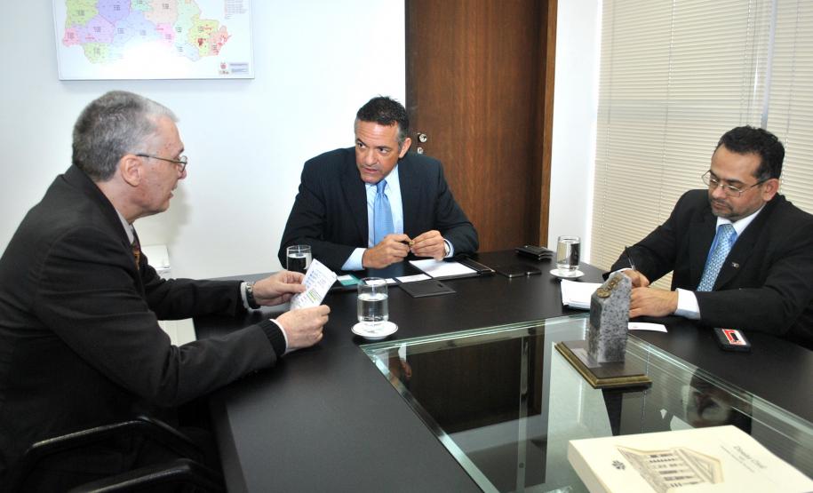 Paraná estreita relações com países vizinhos para o combate à criminalidade