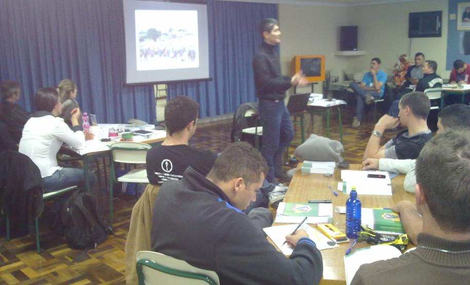 PAUTA DIA 19 – 10h – PMPR realiza formatura de 123 agentes de segurança do programa “Crack é possível vencer”