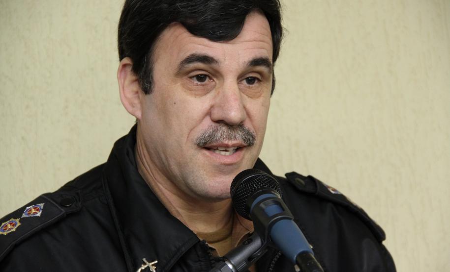 Policiais militares e guardas municipais recebem certificado do curso “Crack é possível vencer”