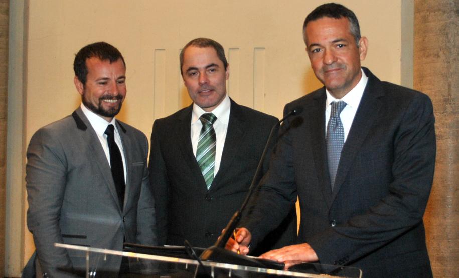 Riad Braga Farhat toma posse como novo delegado-geral da Polícia Civil do Paraná