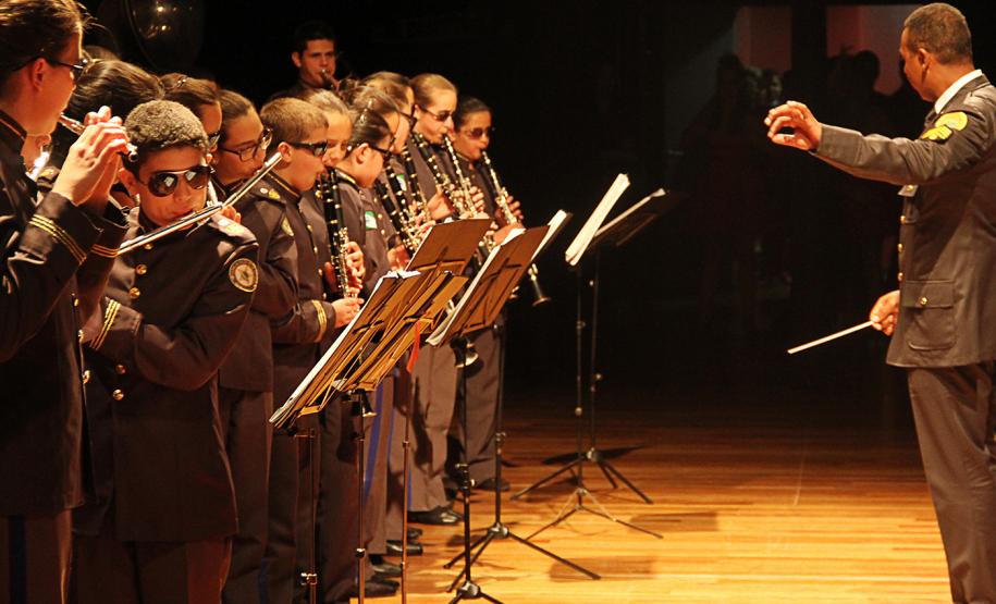 Primeiro dia de concerto da Banda de Música da PM emociona e encanta o público