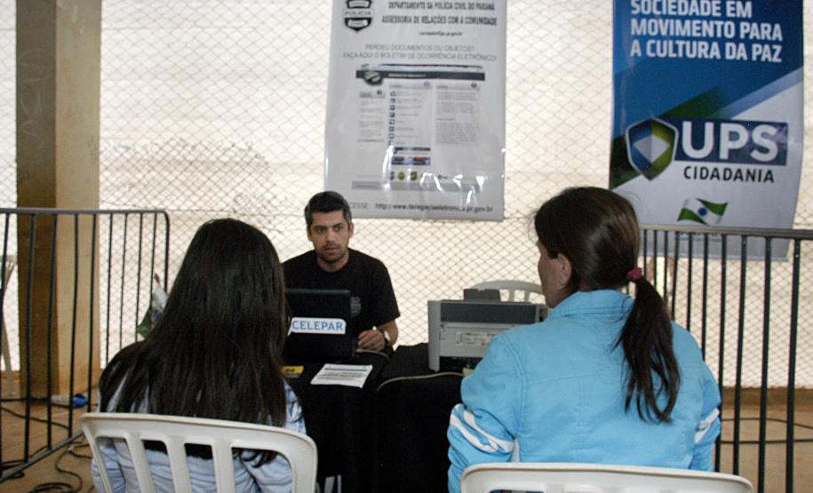 Cascavel recebe a Feira de Serviços UPS Mutirão da Cidadania, coordenada pelas Secretarias da Justiça, Cidadania e Direitos Humanos (SEJU) e de Relações com a Comunidade, em parceria com a Prefeitura de Cascavel, demais instituições estaduais e da sociedade civil.Cascavel, 31/08/2013.Foto: Levy Ferreira/SERC