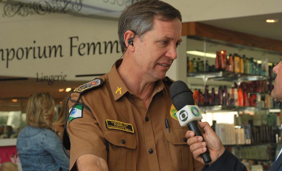 Com apoio do Governo do Paraná, Polícia Militar relança cartilha de segurança para a mulher