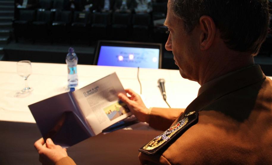 Cartilha de segurança dos CONSEGs é lançada durante encontro estadual em Curitiba